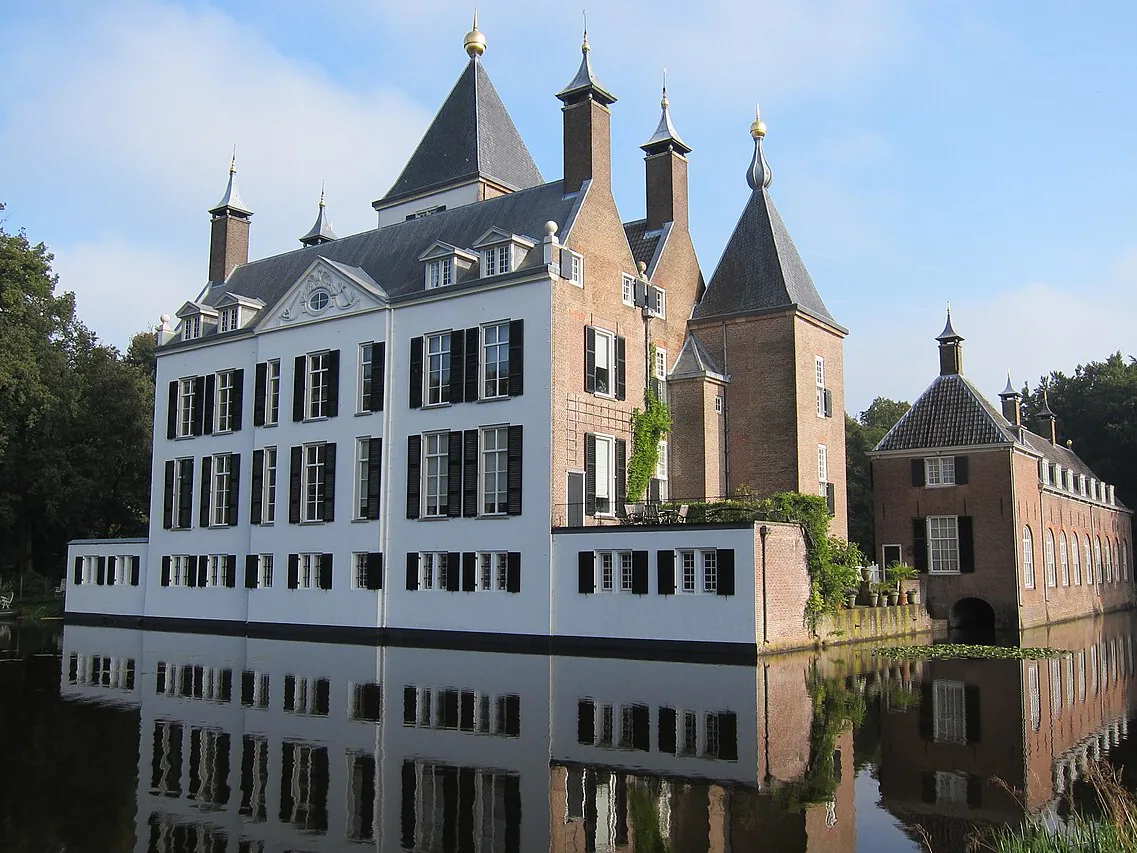 Kasteel Renswoude aan het water