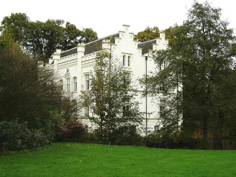 Huis Scherpenzeel in het groen