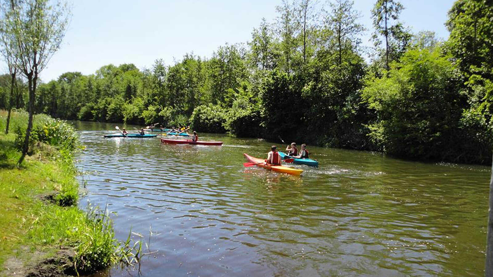Kanoverhuur Scherpenzeel aan het Valleikanaal